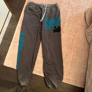 Let’s go Free city sweatpants